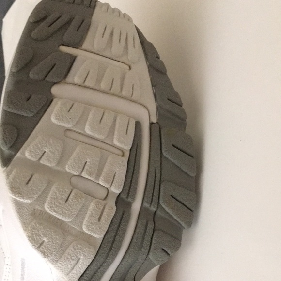 New Balance shoes size 10 1/2, 4Exwide - Picture 11 of 11